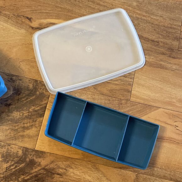 Vintage Tupperware Stow-N-Go Tuppercraft Sewing or Tackle Box 767-14 Blue - Picture 3 of 6